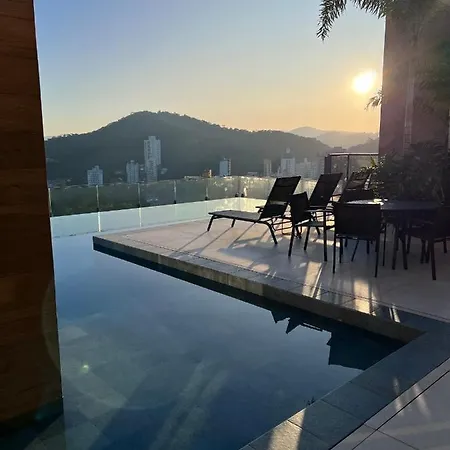 Apartamento moderno próximo a Oktoberfest! Blumenau Exterior foto
